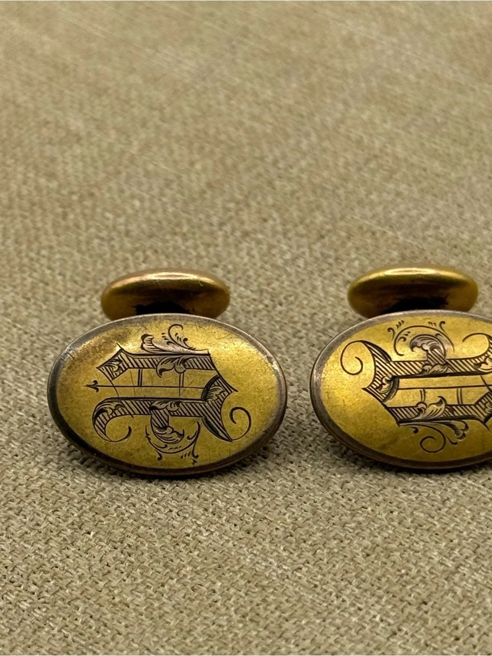 N/A classic gold